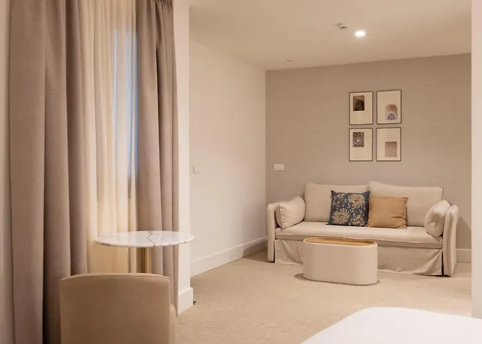 Hotel Cetina Casa De Aguilar