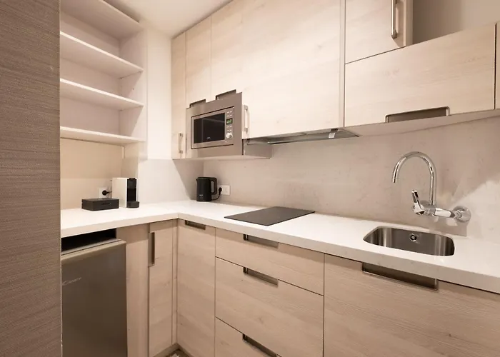 Cetina Casa De Aguilar 2*