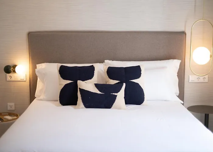 Отель Cetina Casa De Aguilar 2*